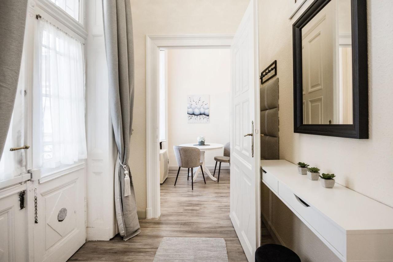 Andrassy 13 Center Apartment Budapest Eksteriør billede