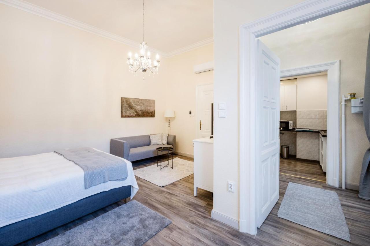Andrassy 13 Center Apartment Budapest Eksteriør billede
